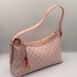 Gucci gg emblem rose