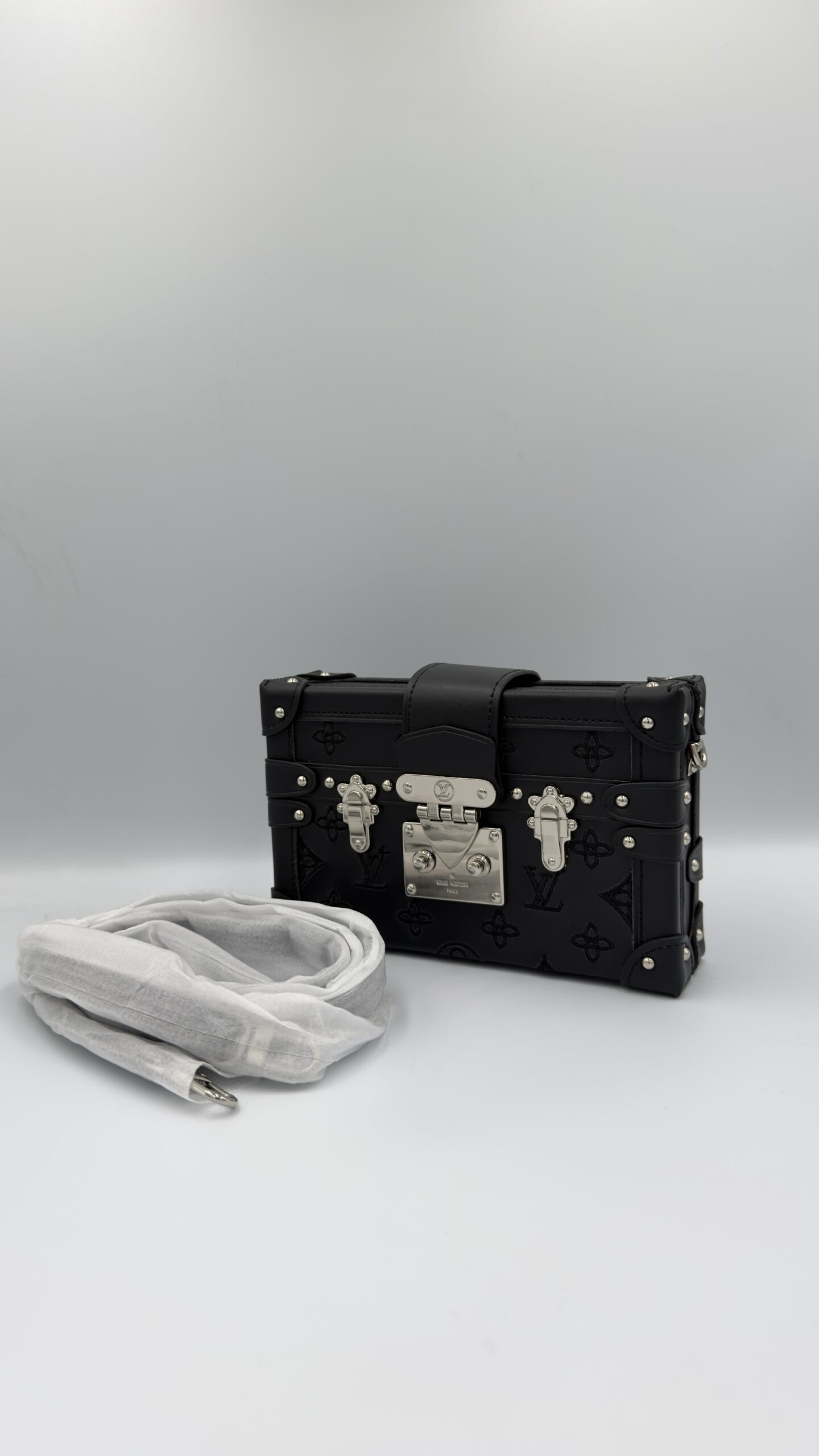 img_4653 Louis vuitton coffret – Image 1