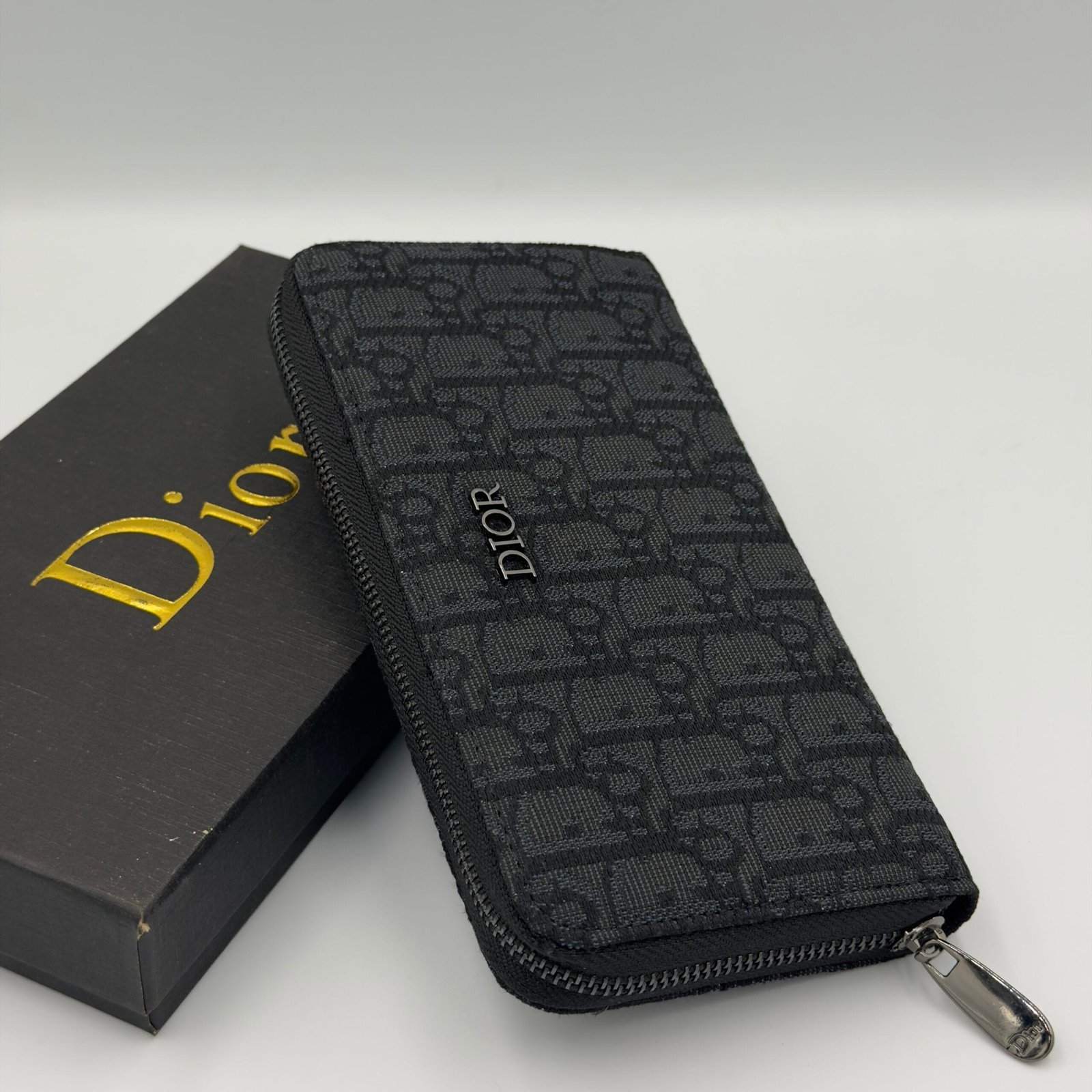 img_5449-2 Portefeuille Dior Noir – Image 1