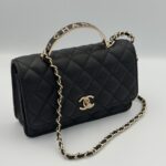 Chanel jumbo caviar 20cm avec poignée