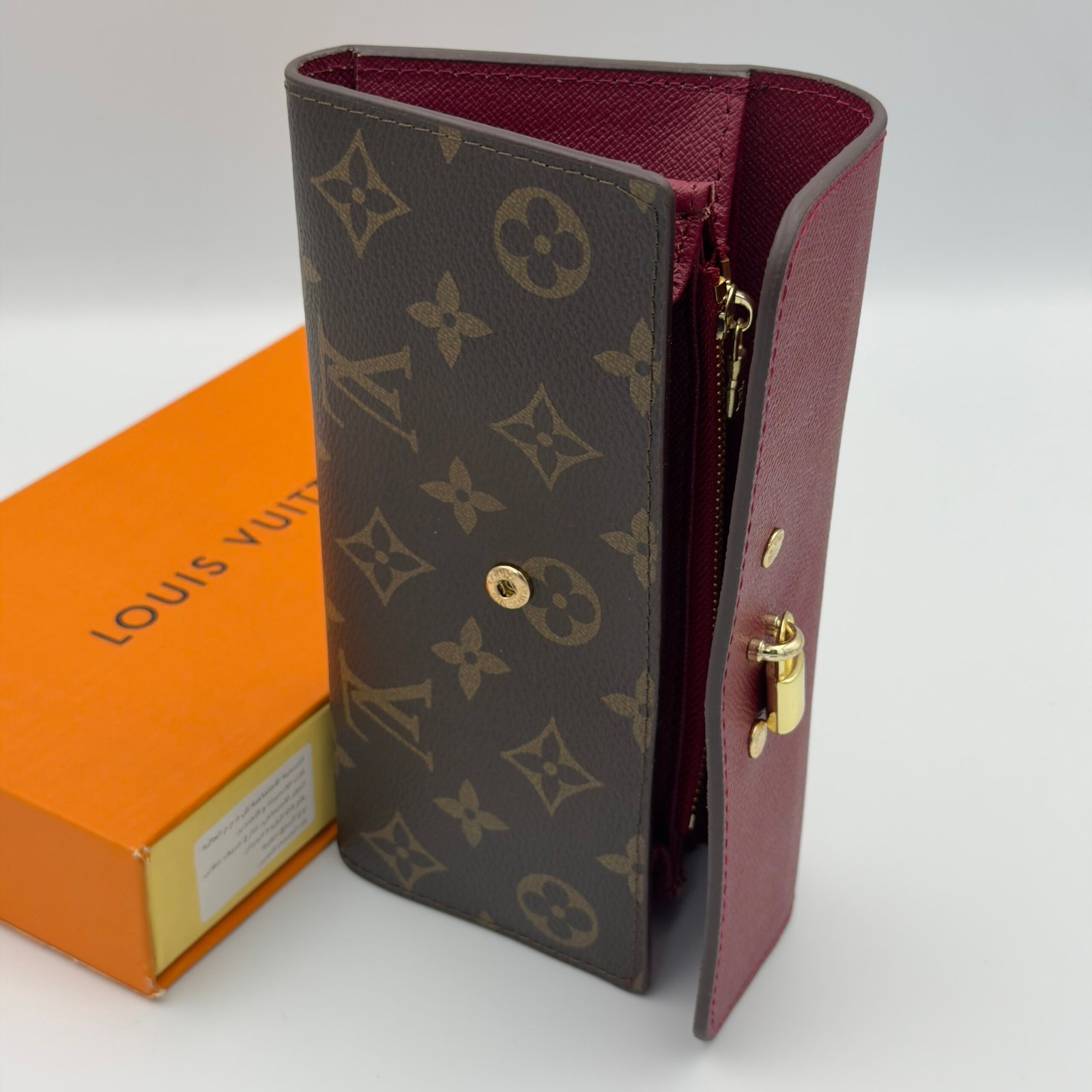 img_5472-2 Portefeuille Louis Vuitton bordeaux – Image 1